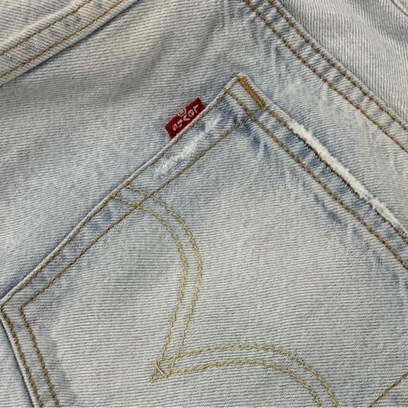 Levi's 501 light wash high rise straight leg frayed jeans women's size 28 pants - Picture 3 of 6